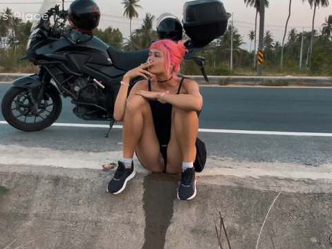TubeChubby presents: Motorbike girlfriend peeing on the roadside