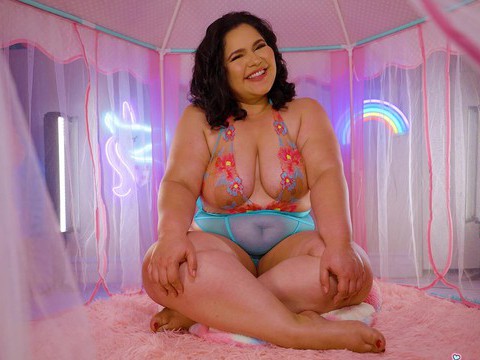 TubeChubby presents: Karla lane gives sloppy oral