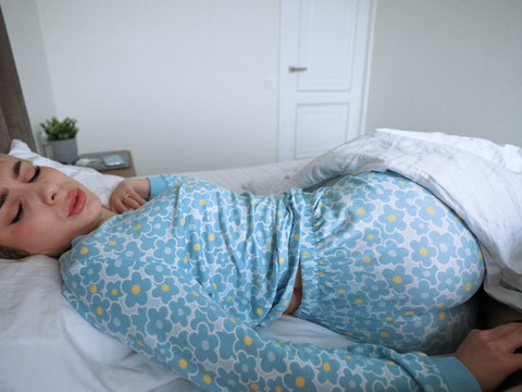 TubeChubby presents: My whore step mom wakes me up in the best way she knows!